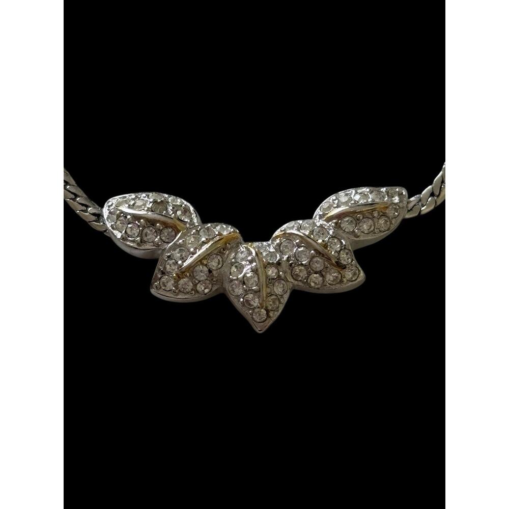 CHRISTIAN DIOR (Signed) BEAUTIFUL Silver-Tone PAVÉ LEAF CLUSTER NECKLACE